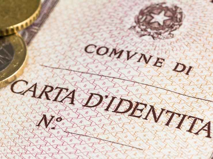 primo piano carta d'isentità