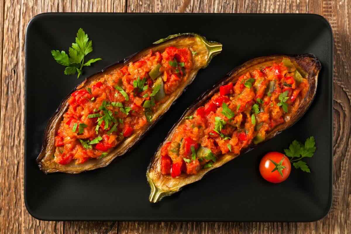 Melanzane con sugo, ripiene
