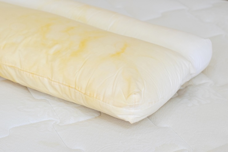 cuscino giallo