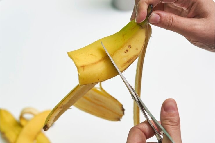 Tagliare buccia banana