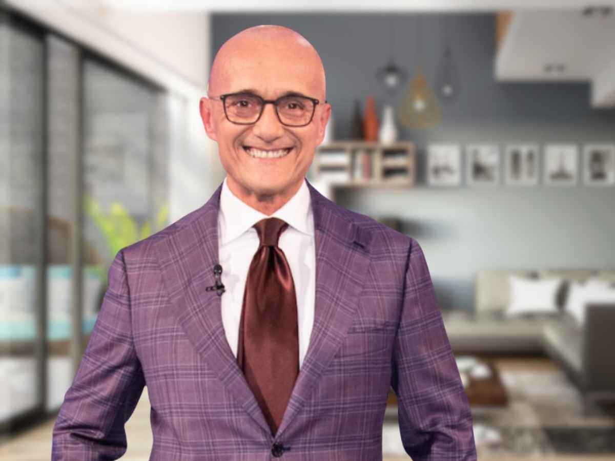 alofonso signorini sorridente in primo piano