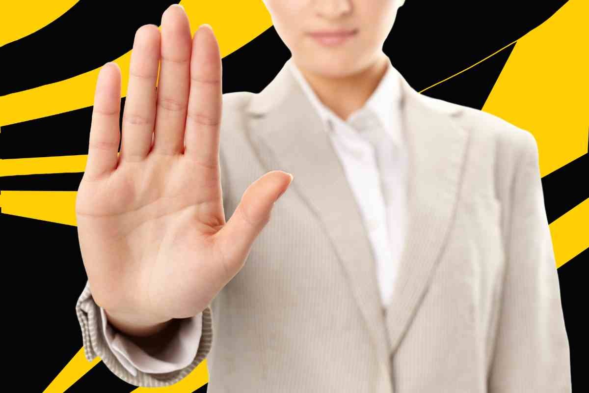 Mano in avanti