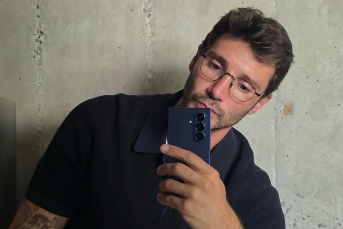 stefano de martino selfie 